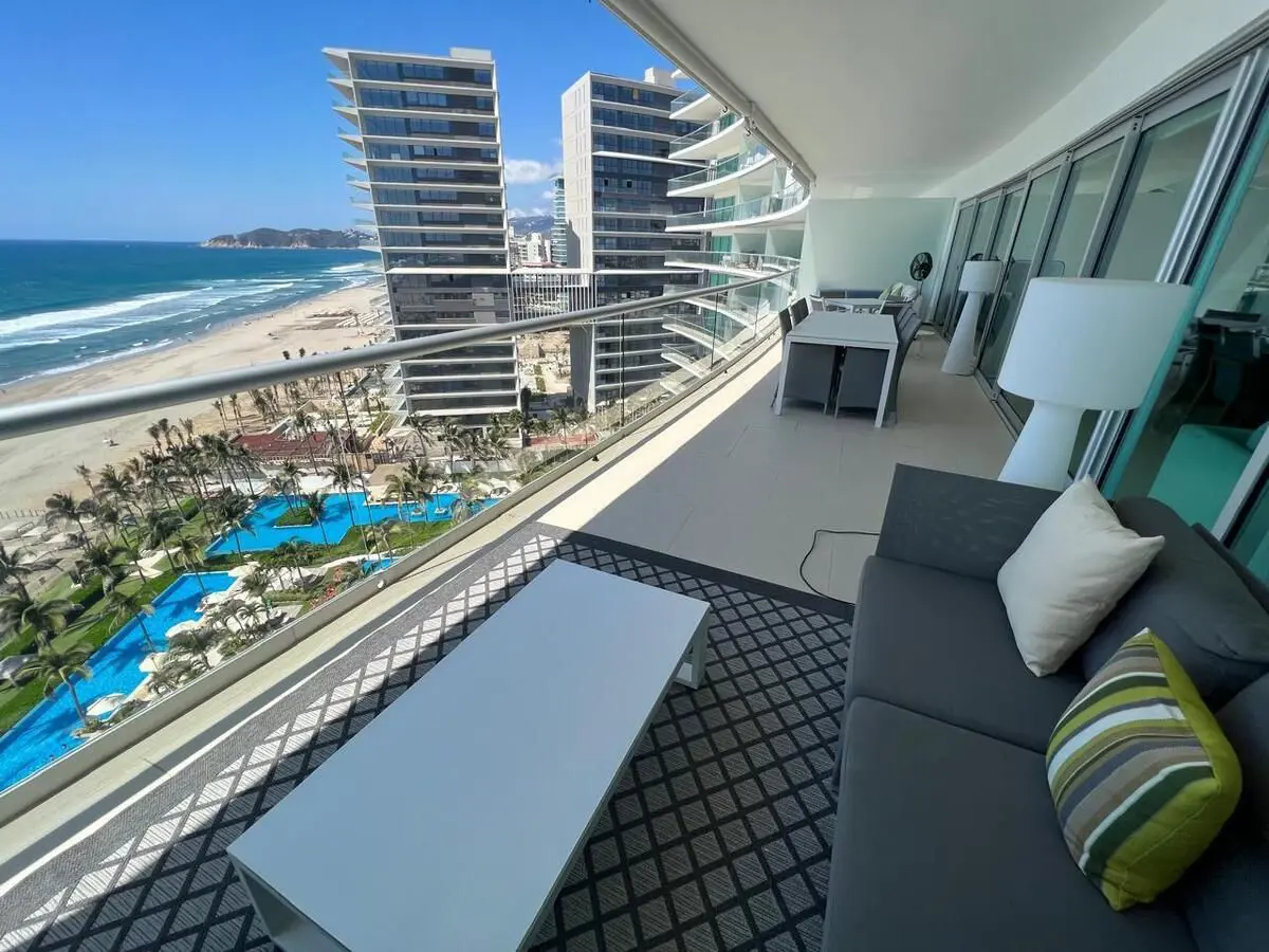 Departamento en venta en Playa Diamante, Acapulco de Juárez — foto 1 de 21