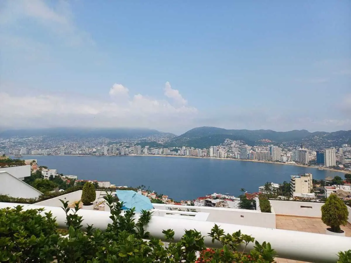 Quinta en venta en Cumbres Llano Largo, Acapulco de Juárez — foto 1 de 18
