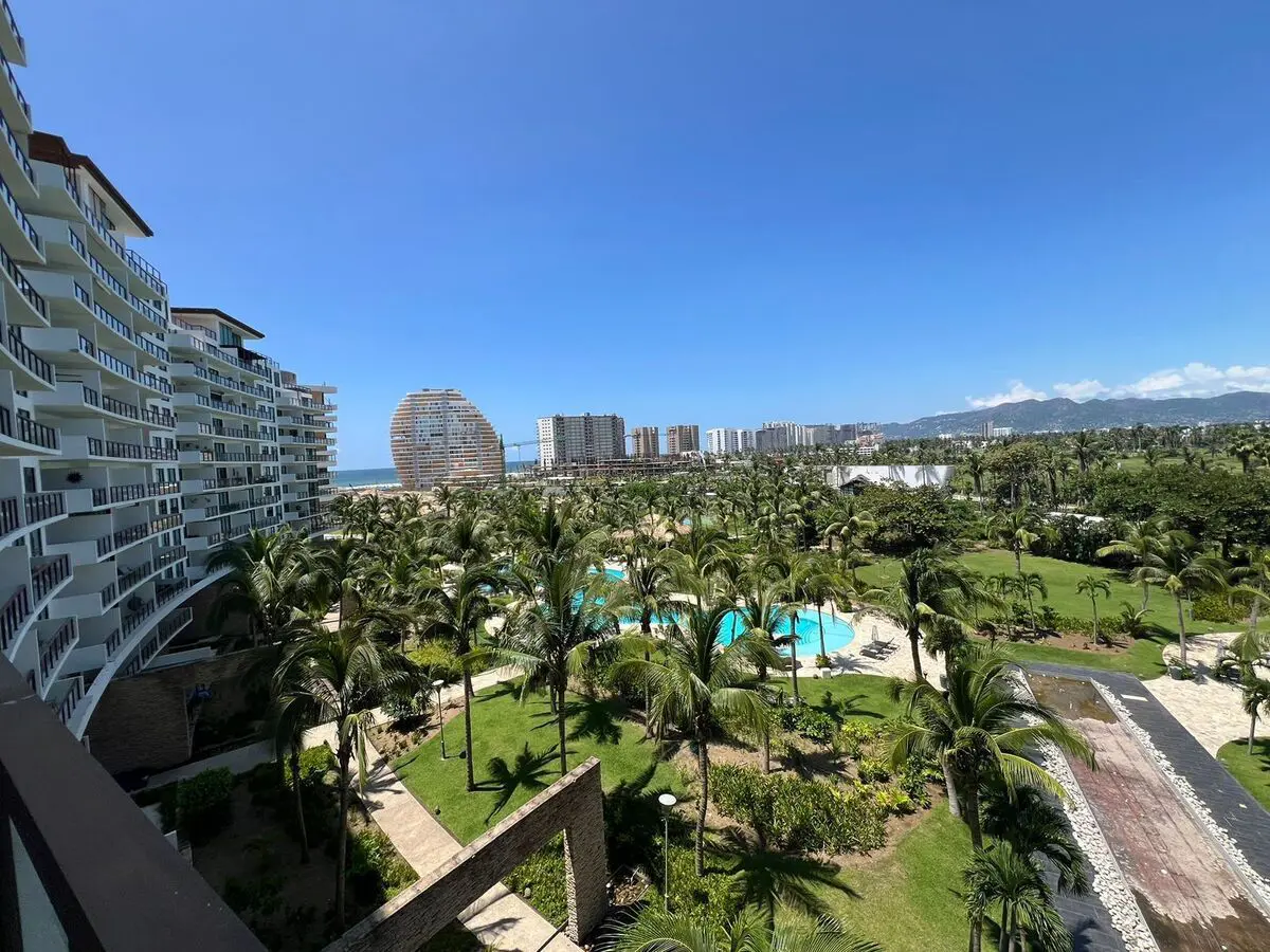 Departamento en venta en Playa Diamante, Acapulco de Juárez — foto 1 de 13
