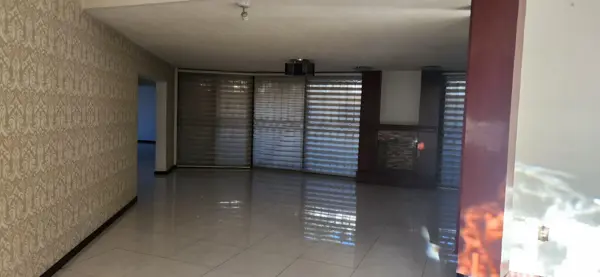 Casa en venta en La Salle, Saltillo — foto 3 de 25