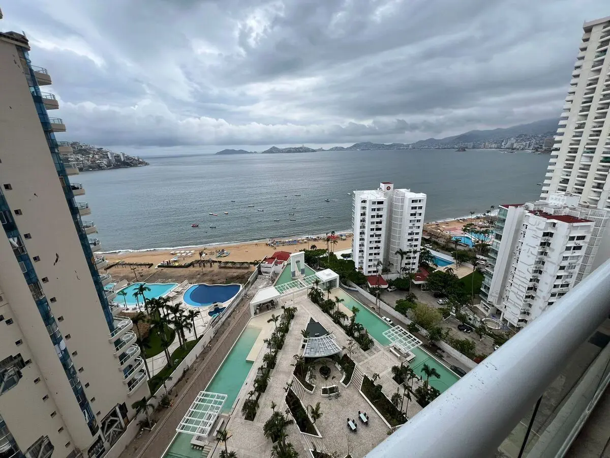 Departamento en renta en Costa Azul, Acapulco de Juárez — foto 1 de 17