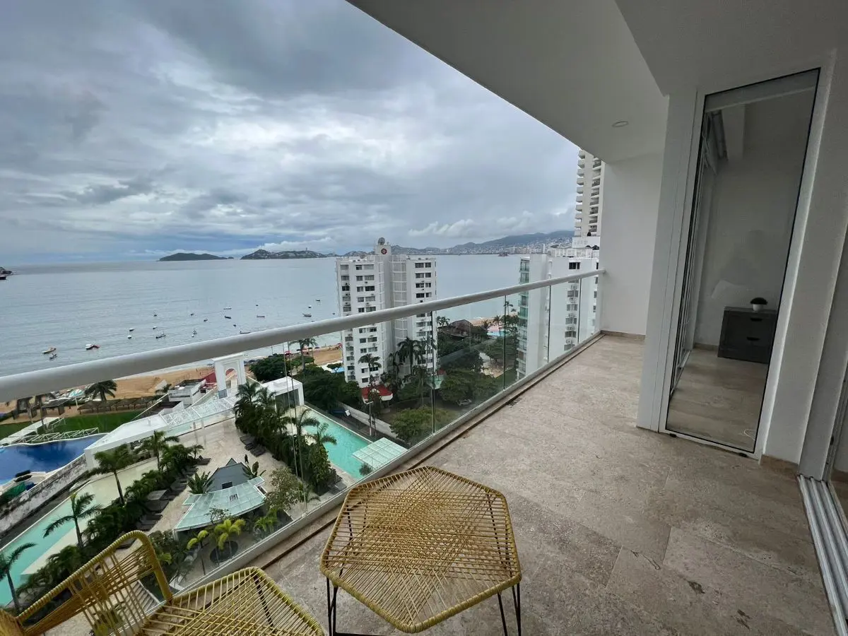Departamento en venta en Costa Azul, Acapulco de Juárez — foto 1 de 13