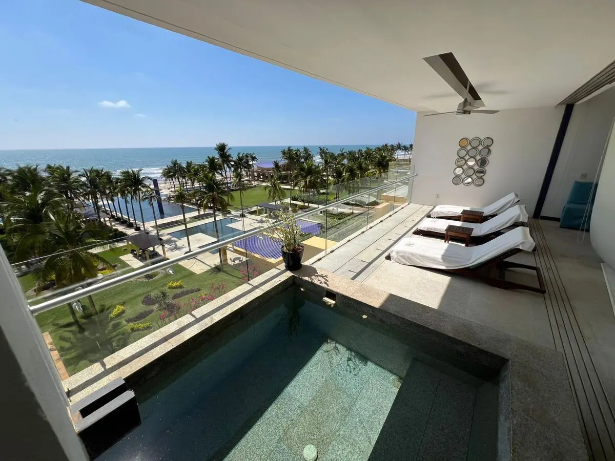 Departamento en venta en Plan de los Amates, Acapulco de Juárez — foto 1 de 23