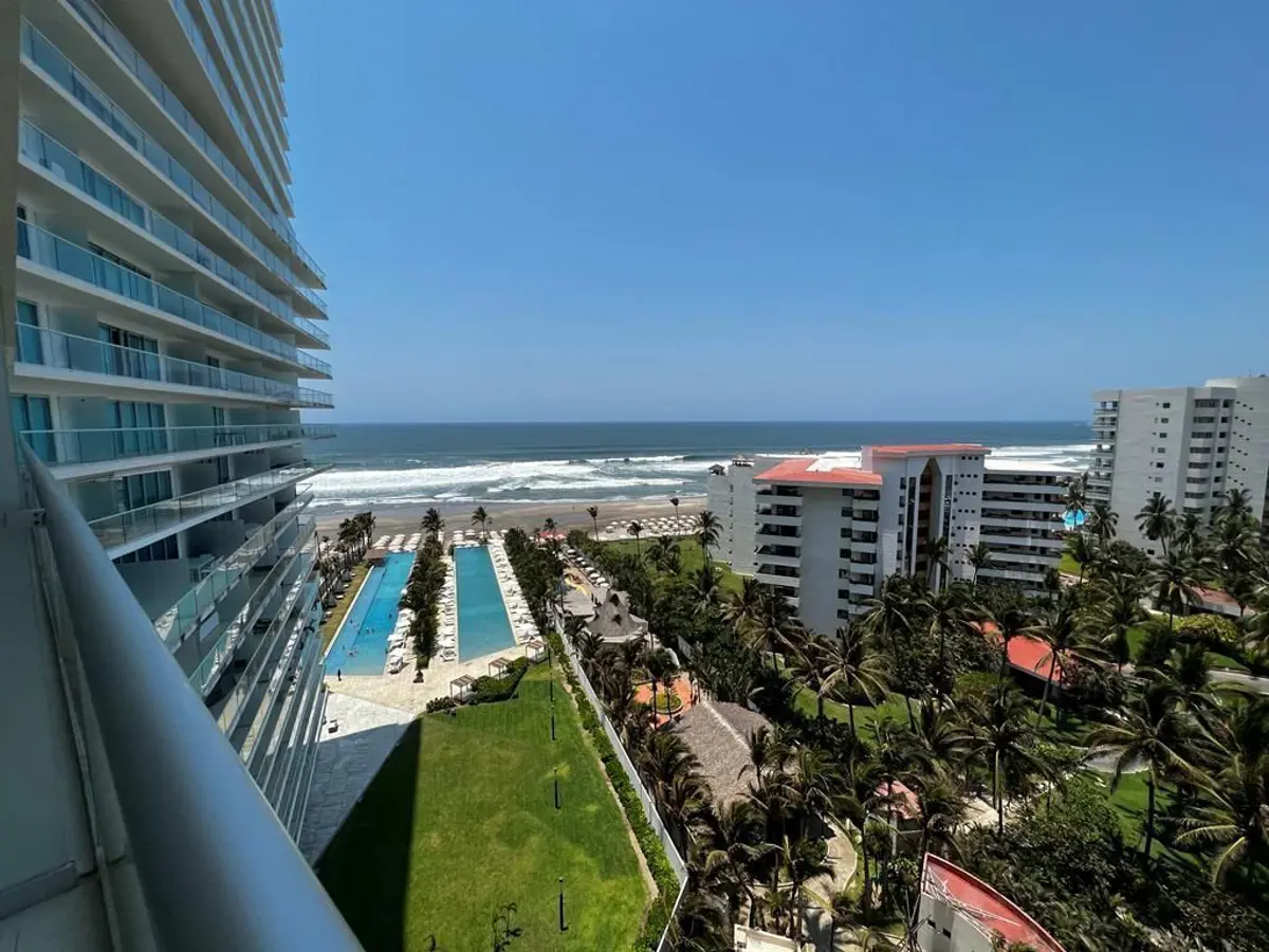 Departamento en venta en Playa Diamante, Acapulco de Juárez — foto 1 de 17