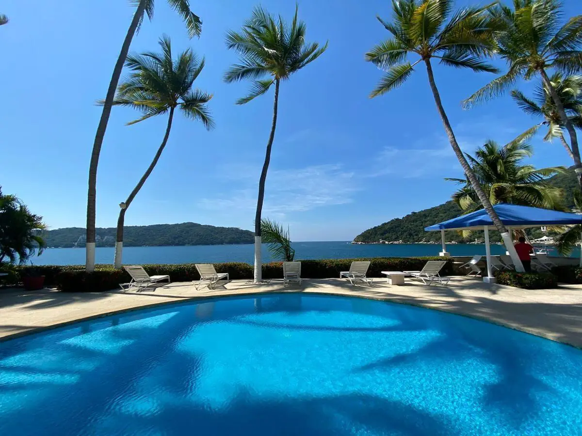 Casa en venta en Puerto Marques, Acapulco de Juárez — foto 1 de 23