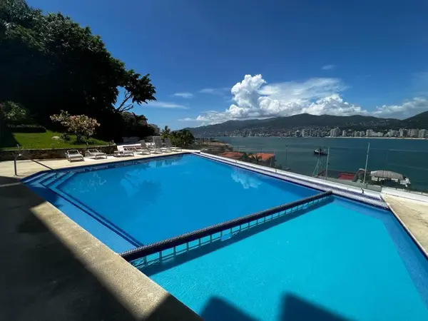 Departamento en renta en Playa Guitarrón, Acapulco de Juárez — foto 2 de 25