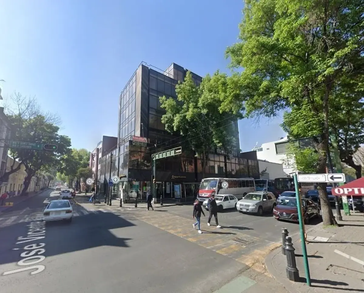 Edificio en renta en La Merced (Alameda), Toluca — foto 1 de 33