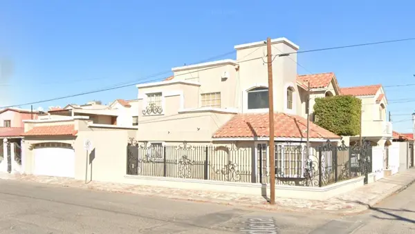 Casa en venta en Lázaro Cárdenas, Mexicali — foto 3 de 13