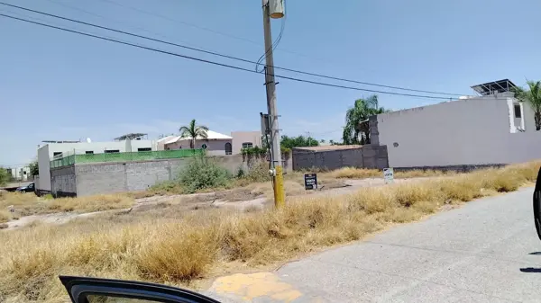 Terreno en venta en Las Quintas, Torreón — foto 2 de 3