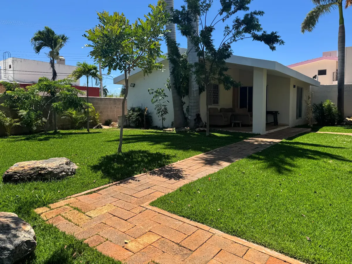 Casa en venta en Villas La Hacienda, Mérida — foto 1 de 12