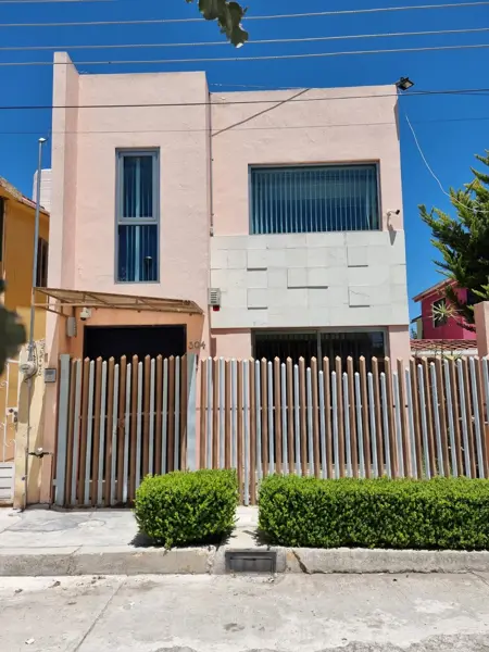 Casa en venta en Issste, Pachuca de Soto — foto 2 de 26