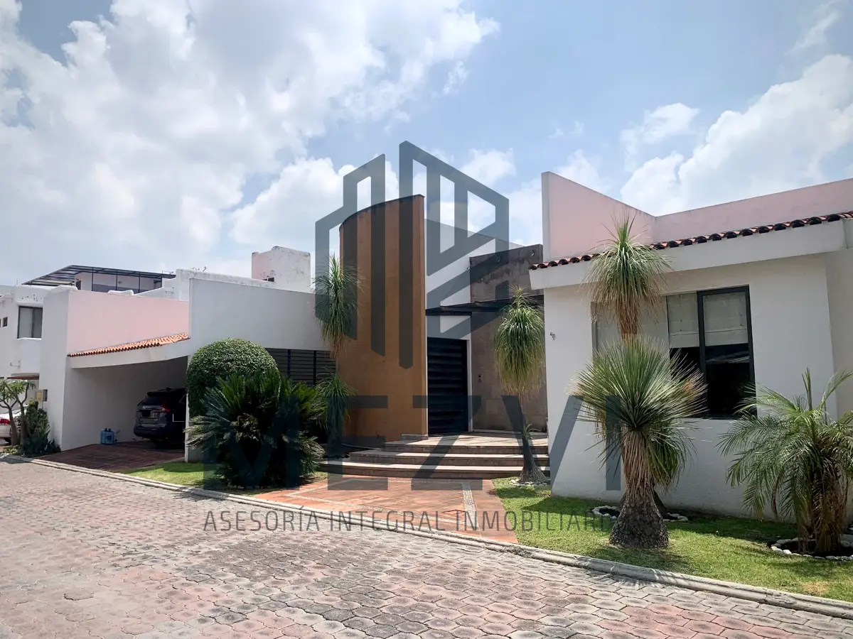 Casa en venta en Santiago Momoxpan, San Pedro Cholula — foto 1 de 48