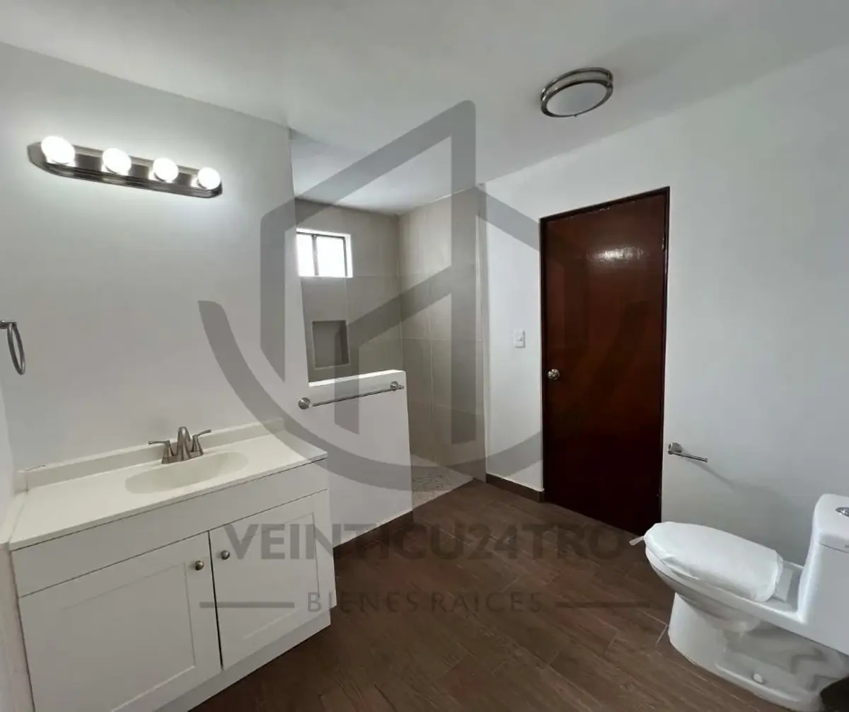 Casa en venta en Los Virreyes, Reynosa — foto 1 de 16