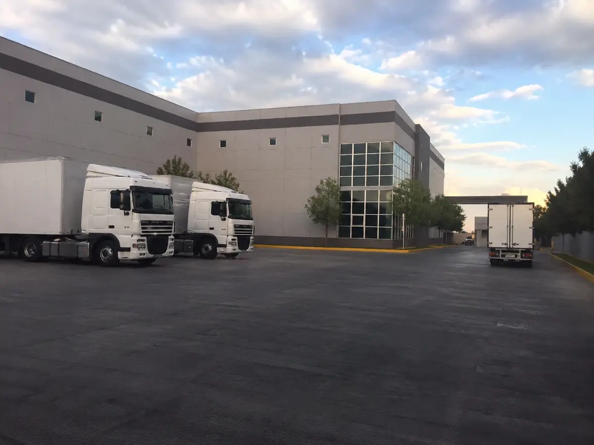 Bodega en renta en Santiago Teyahualco, Tultepec — foto 1 de 12