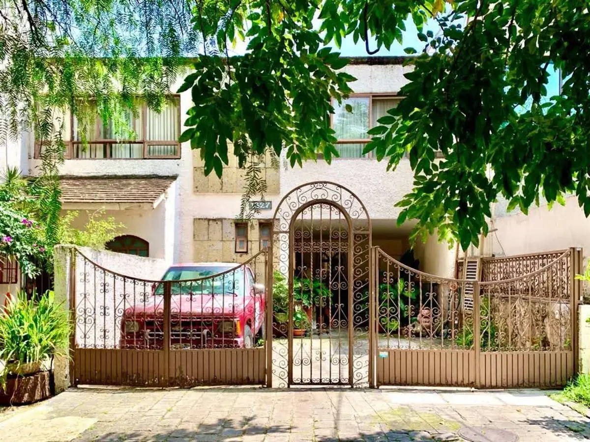 Casa en venta en Chapalita, Guadalajara — foto 1 de 37