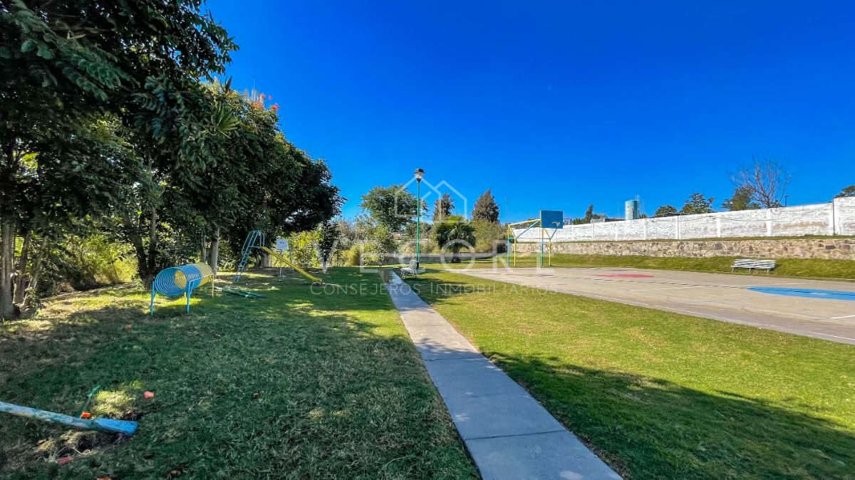 Terreno en venta en Bosques de San Gonzalo, Zapopan — foto 1 de 16
