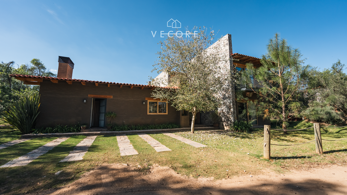 Casa en venta en Tapalpa, Tapalpa — foto 1 de 24