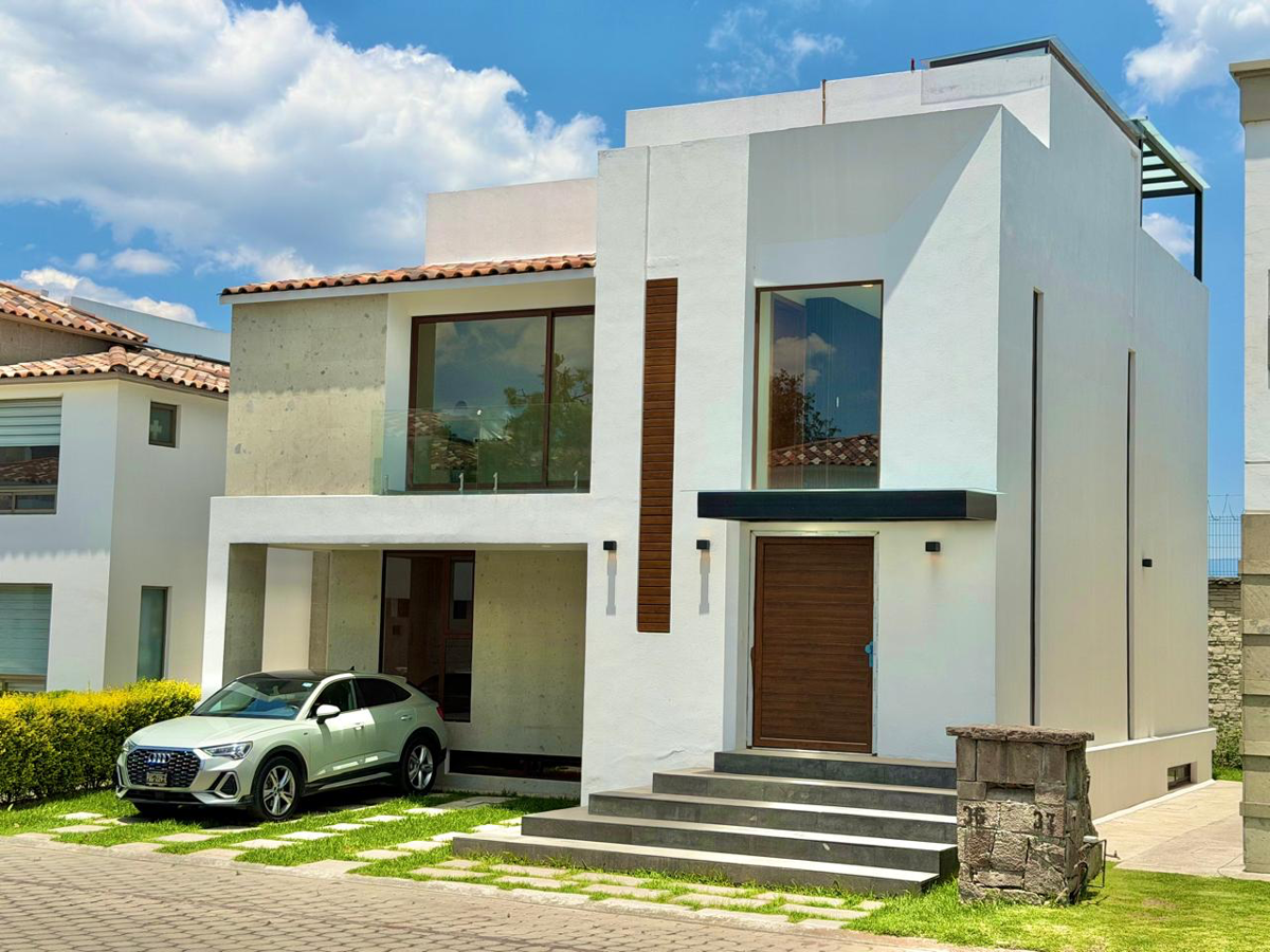 Casa en venta en Condado del Valle, Metepec — foto 1 de 23