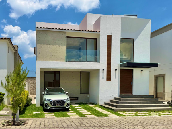 Casa en venta en Condado del Valle, Metepec — foto 2 de 23