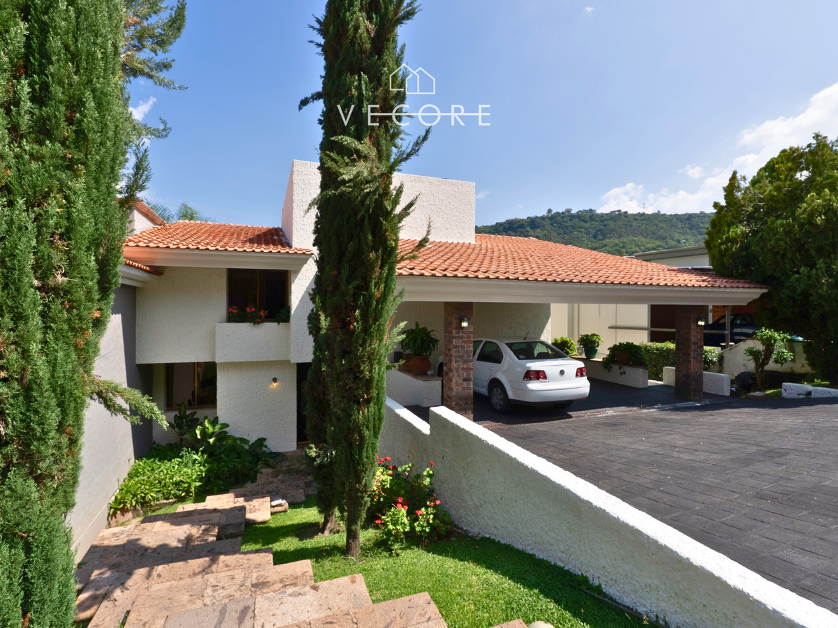 Casa en venta en Las Cañadas, Zapopan — foto 1 de 23