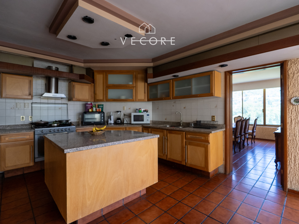Casa en venta en Las Cañadas, Zapopan — foto 2 de 23