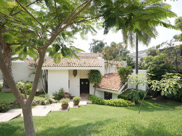 Casa en venta en Club de Golf Santa Anita, Tlajomulco de Zúñiga — foto 2 de 31