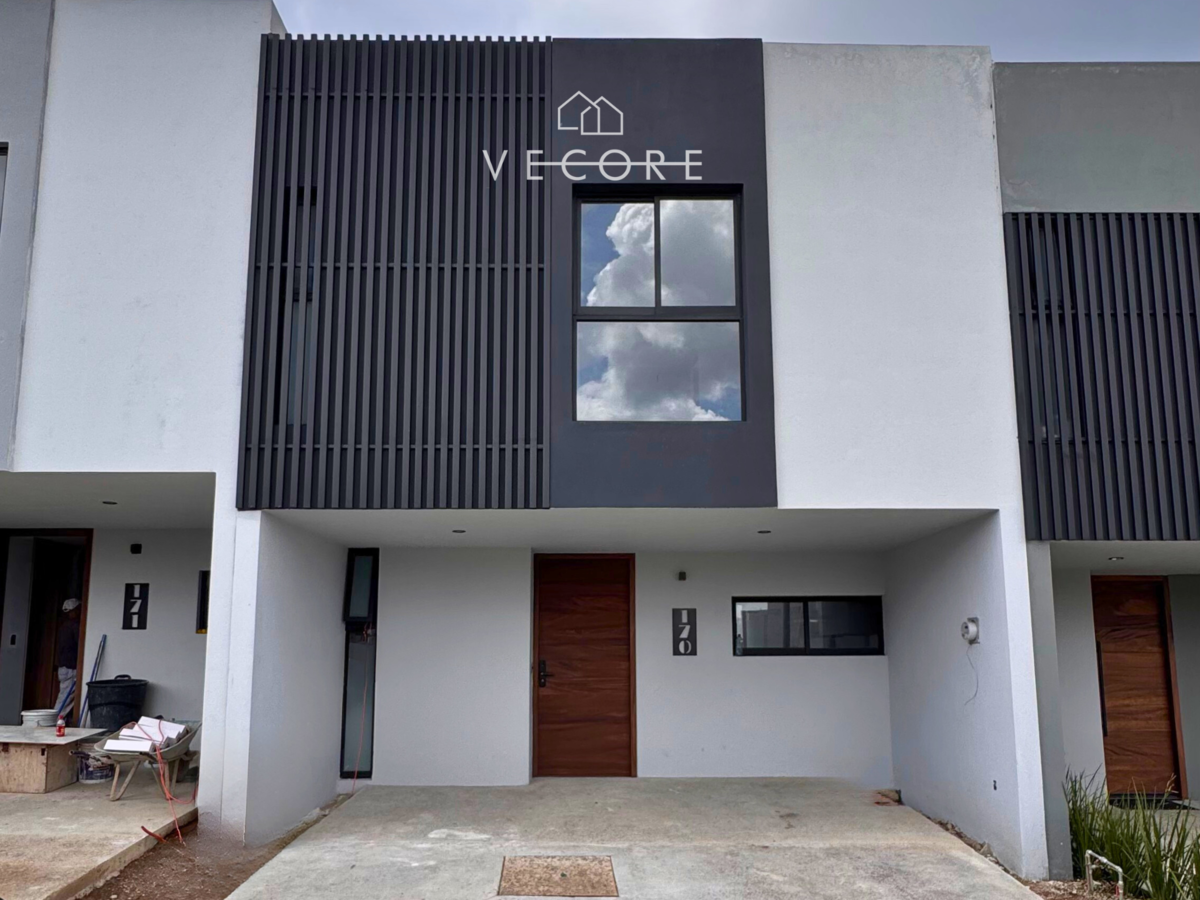 Casa en venta en Bosque Real, Tlajomulco de Zúñiga — foto 1 de 21