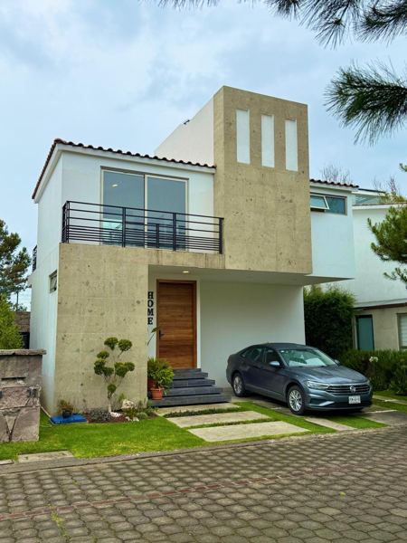Espaciosa Propiedad Residencial en Metepec con Amenidades Exclusivas
