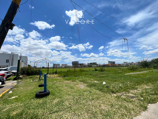 Terreno en venta en Jardines Del Valle, Zapopan — foto 2 de 9