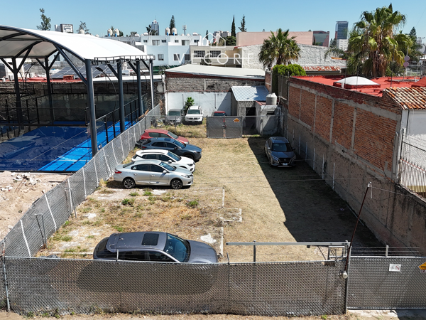 Terreno en venta en Bosques de La Victoria, Guadalajara — foto 3 de 15