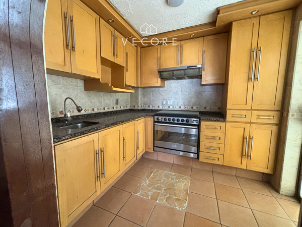 Casa en venta en Parques del Auditorio, Zapopan — foto 2 de 16