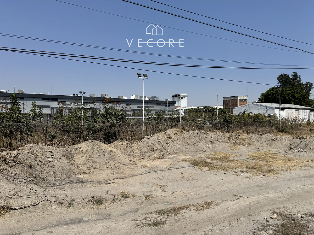 Terreno en venta en La Venta del Astillero, Zapopan — foto 1 de 20