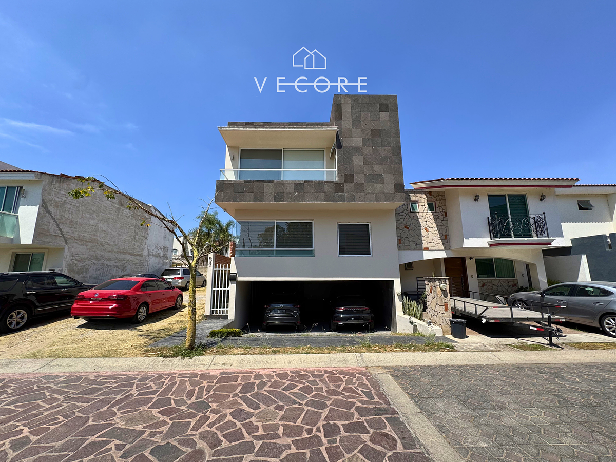 Casa en venta en Nueva Galicia Residencial, Tlajomulco de Zúñiga — foto 1 de 21