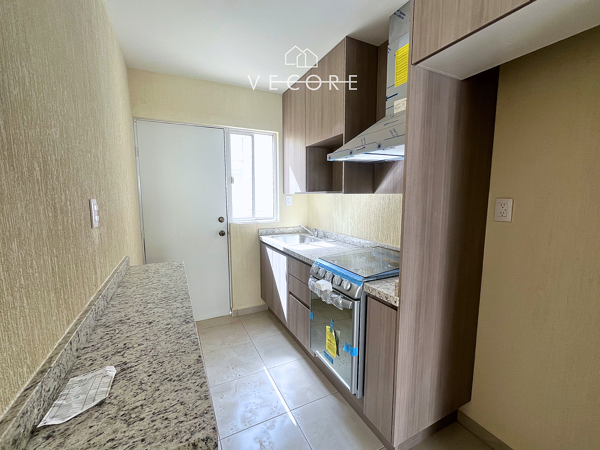 Casa en renta en Residencial Alta California, Tlajomulco de Zúñiga — foto 3 de 16