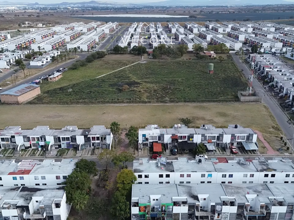 Terreno en venta en Hacienda Santa Fe, Tlajomulco de Zúñiga — foto 2 de 6