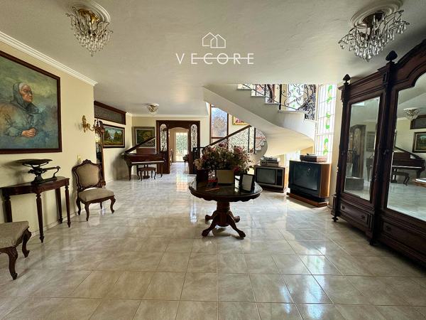 Casa en venta en Fraccionamiento Bugambilias, Zapopan — foto 2 de 19