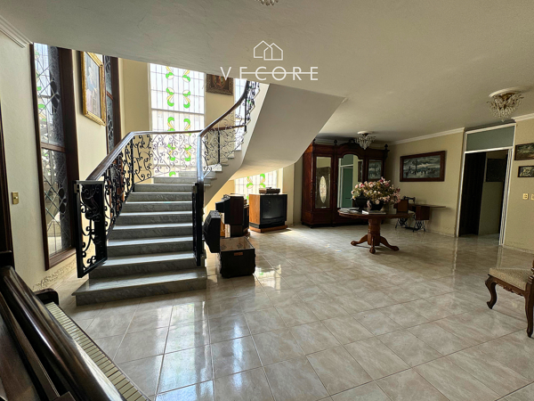 Casa en venta en Fraccionamiento Bugambilias, Zapopan — foto 3 de 19