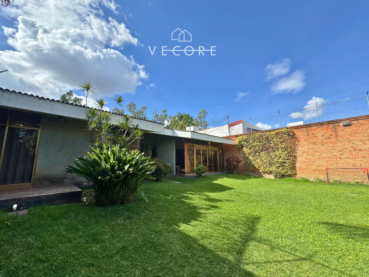 Casa en venta en Chapalita Oriente, Zapopan — foto 1 de 25