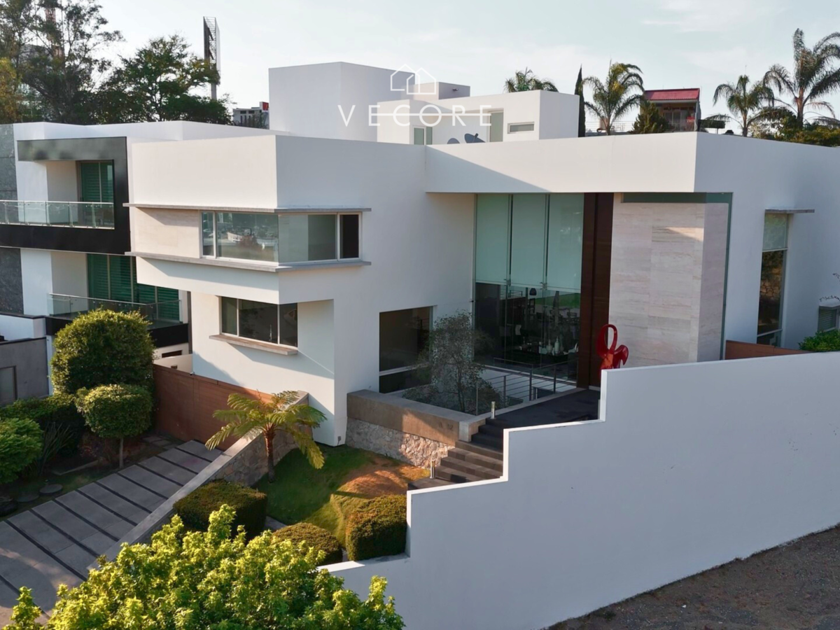 Casa en venta en Residencial los Frailes, Zapopan — foto 1 de 26