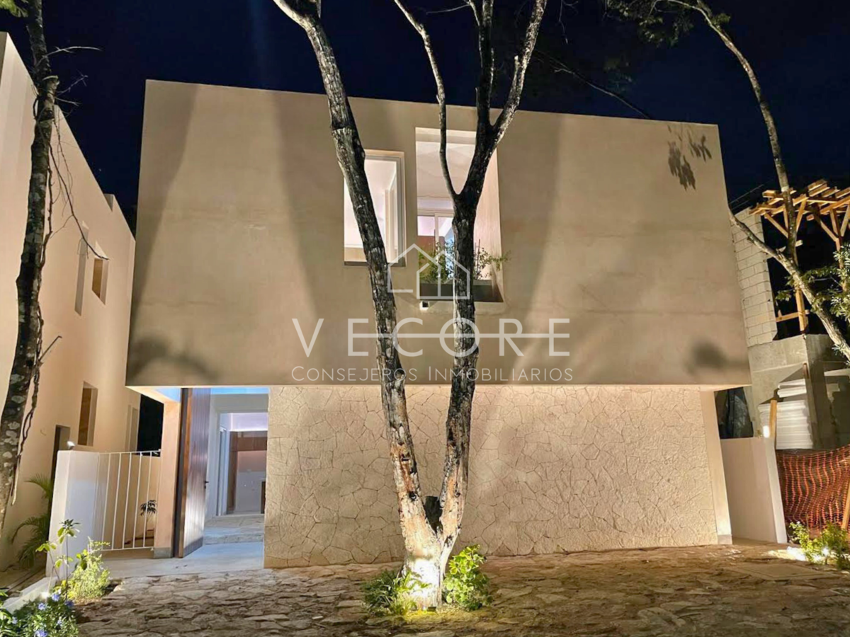 Casa en venta en Playa del Carmen, Playa del Carmen — foto 1 de 10