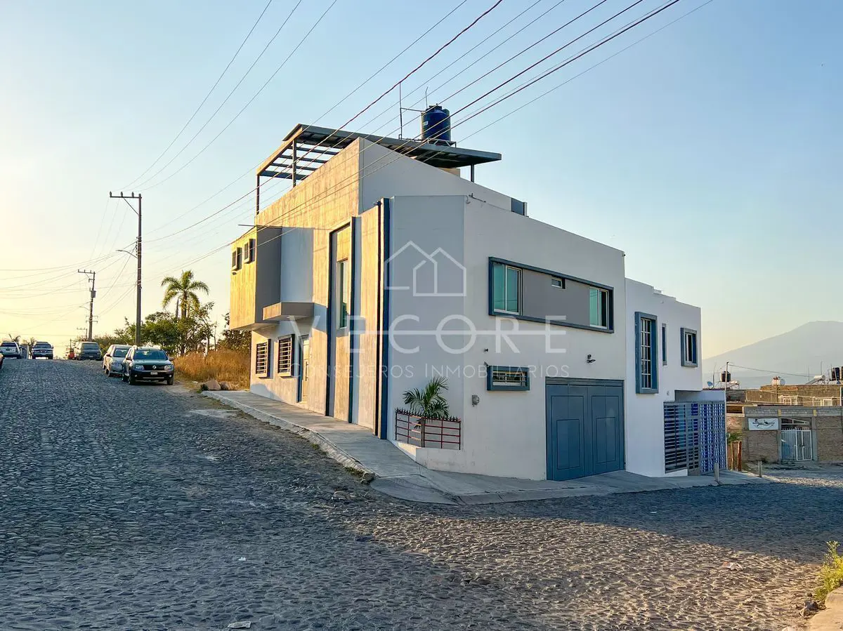 Casa en venta en Tala Centro, Tala — foto 1 de 18