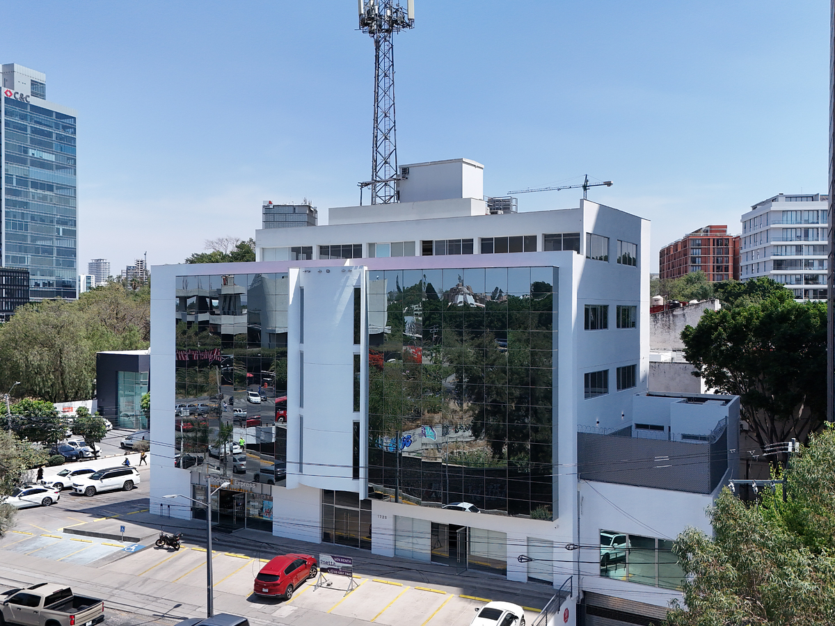 Oficina en renta en Colomos Providencia, Guadalajara — foto 1 de 29