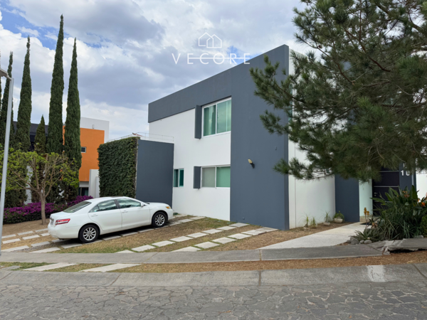 Casa en venta en Diana Nature Residencial, Zapopan — foto 2 de 25