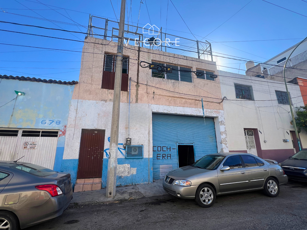 Bodega en venta en La Perla, Guadalajara — foto 1 de 19