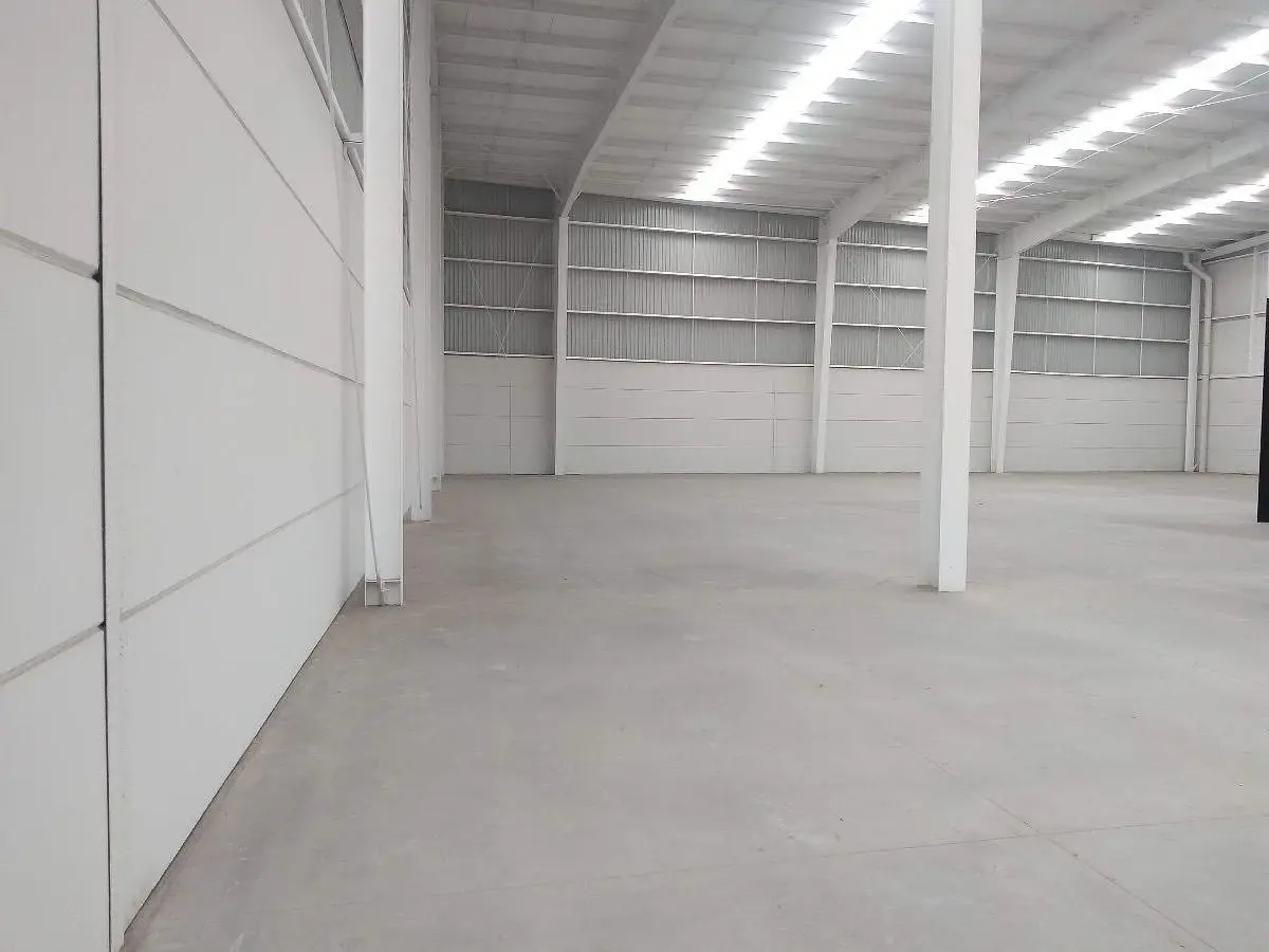 Bodega en renta en Santiago Teyahualco, Tultepec — foto 1 de 14