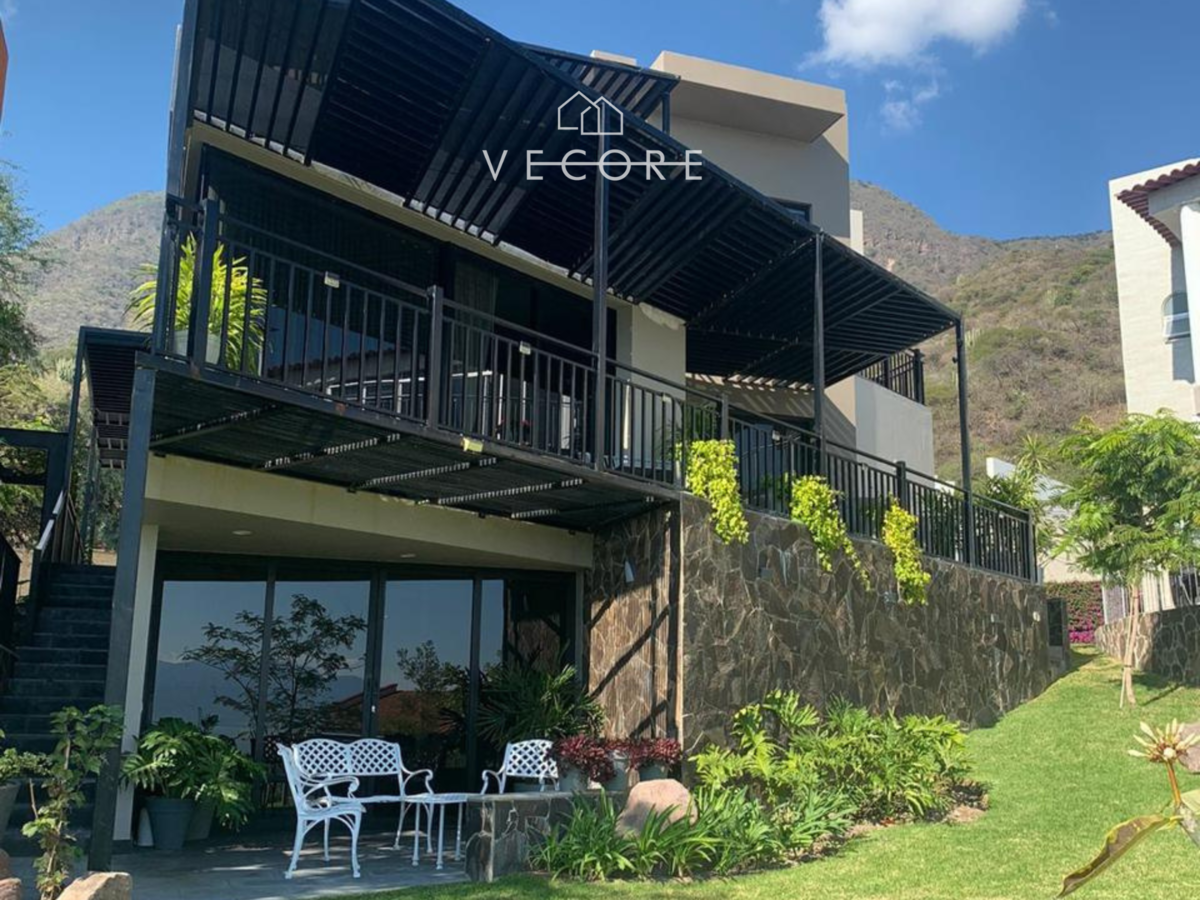 Casa en venta en Chapala Centro, Chapala — foto 1 de 16