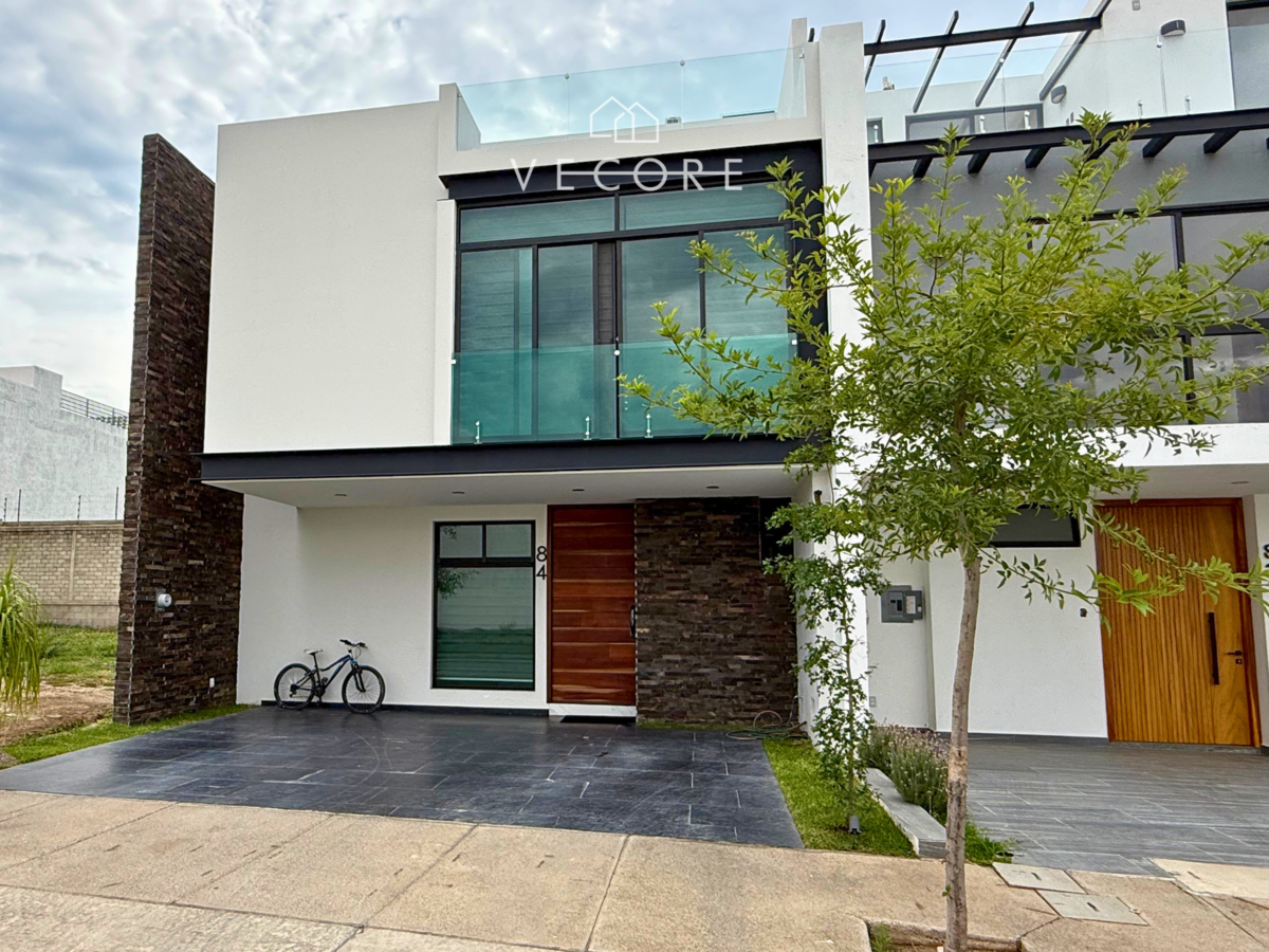 Casa en venta en Solares, Zapopan — foto 1 de 25
