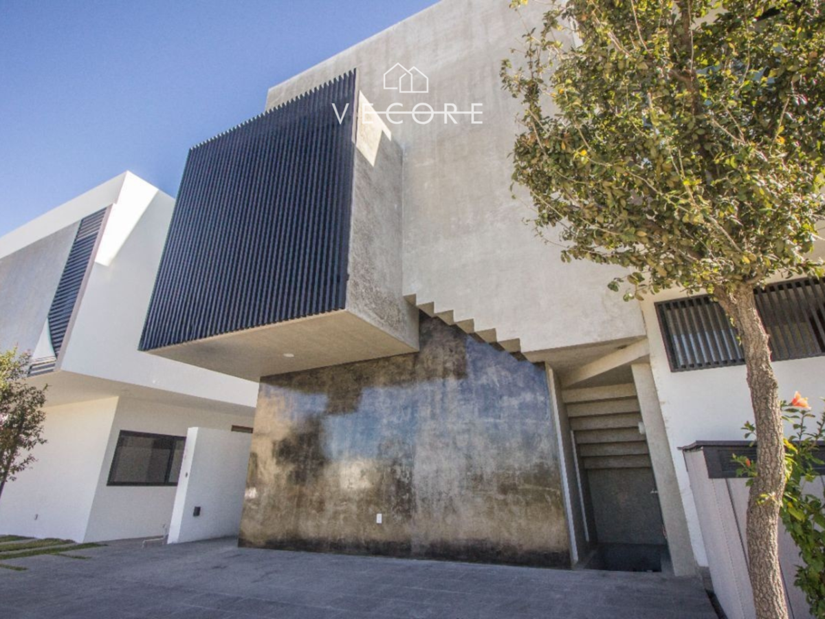 Casa en venta en Solares, Zapopan — foto 1 de 19