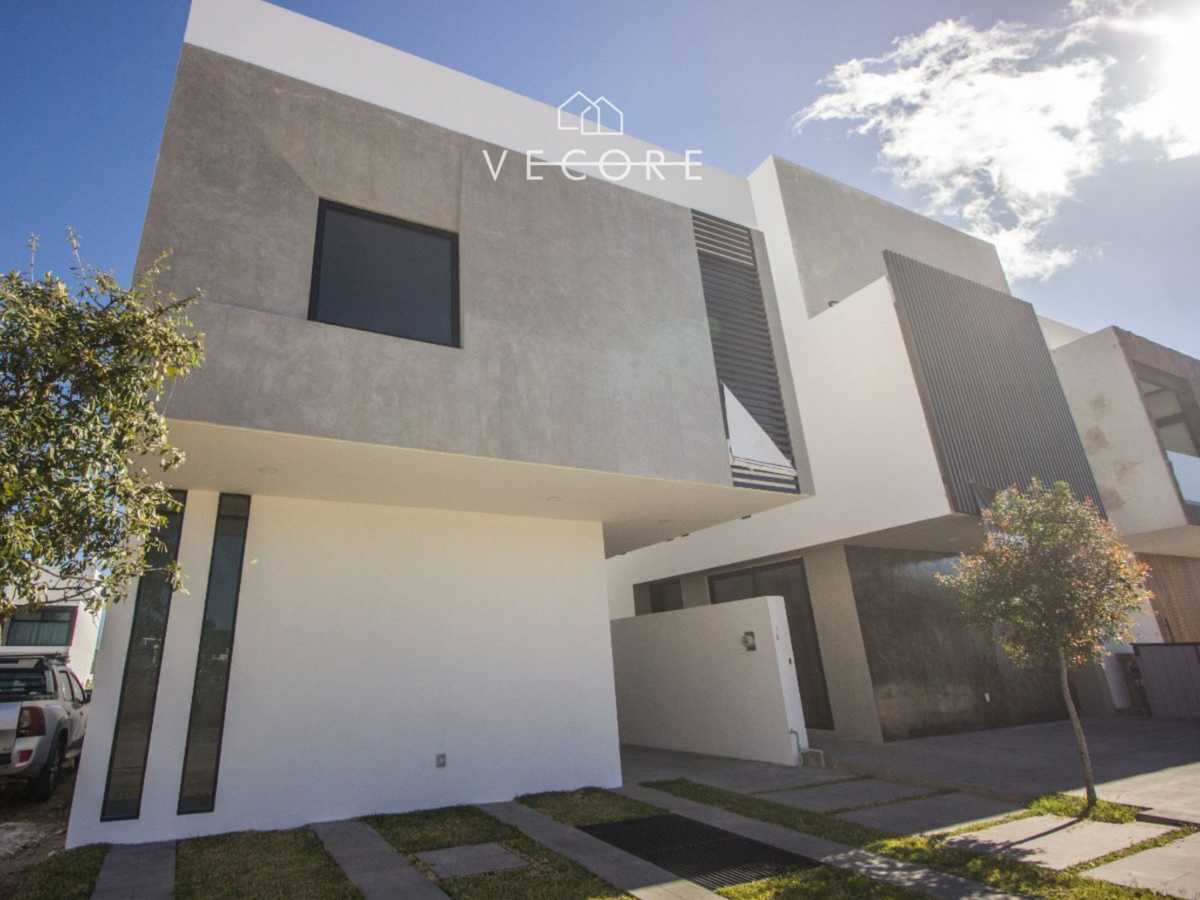 Casa en venta en Solares, Zapopan — foto 1 de 28