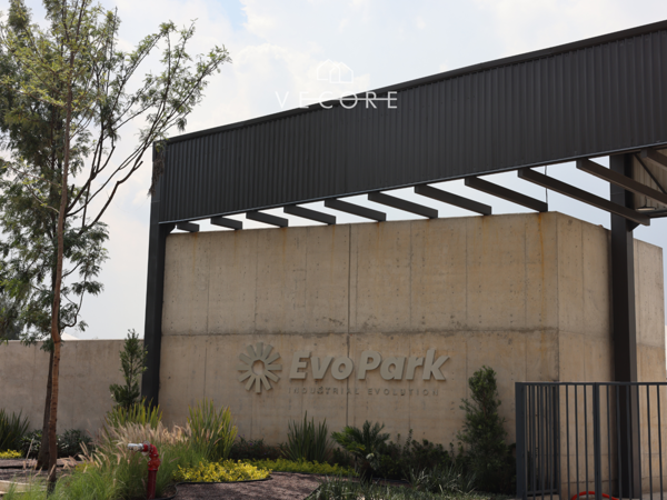 BODEGA EN PARQUE INDUSTRIAL EN VENTA, CAMINO VIEJO A LOS LAURELES, TLAJOMULCO